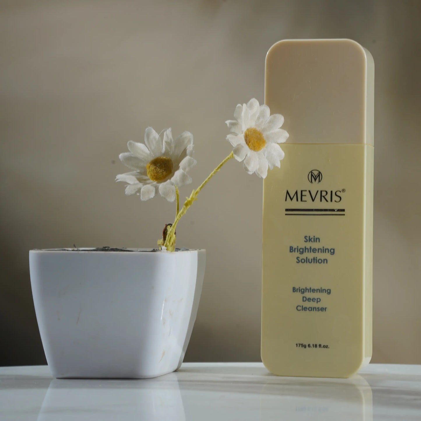MEVRIS Glowing Deep Cleanser