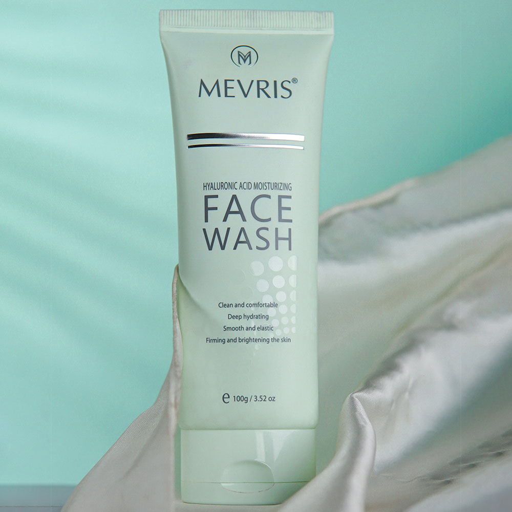 MEVRIS Hyaluronic Acid Face Wash